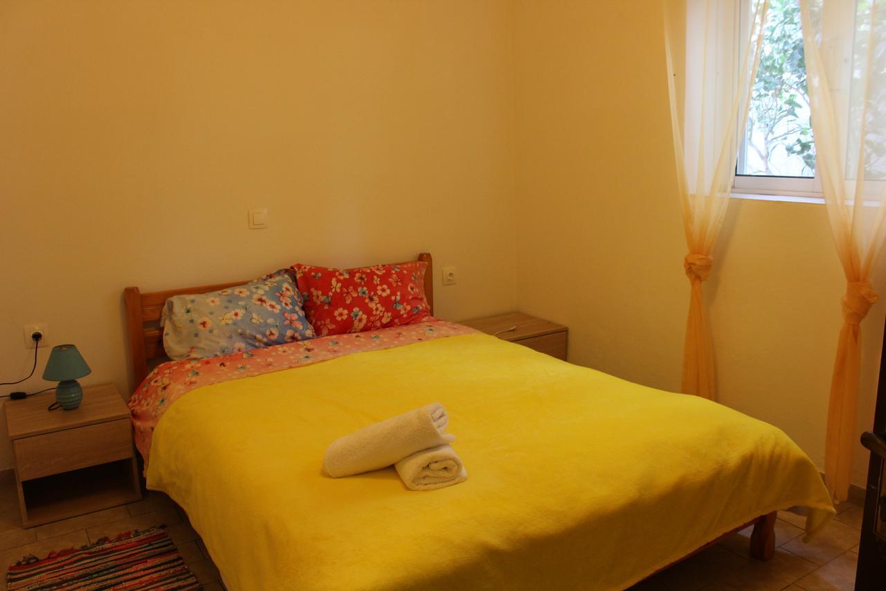 Aaron Apartments Ферма Экстерьер фото