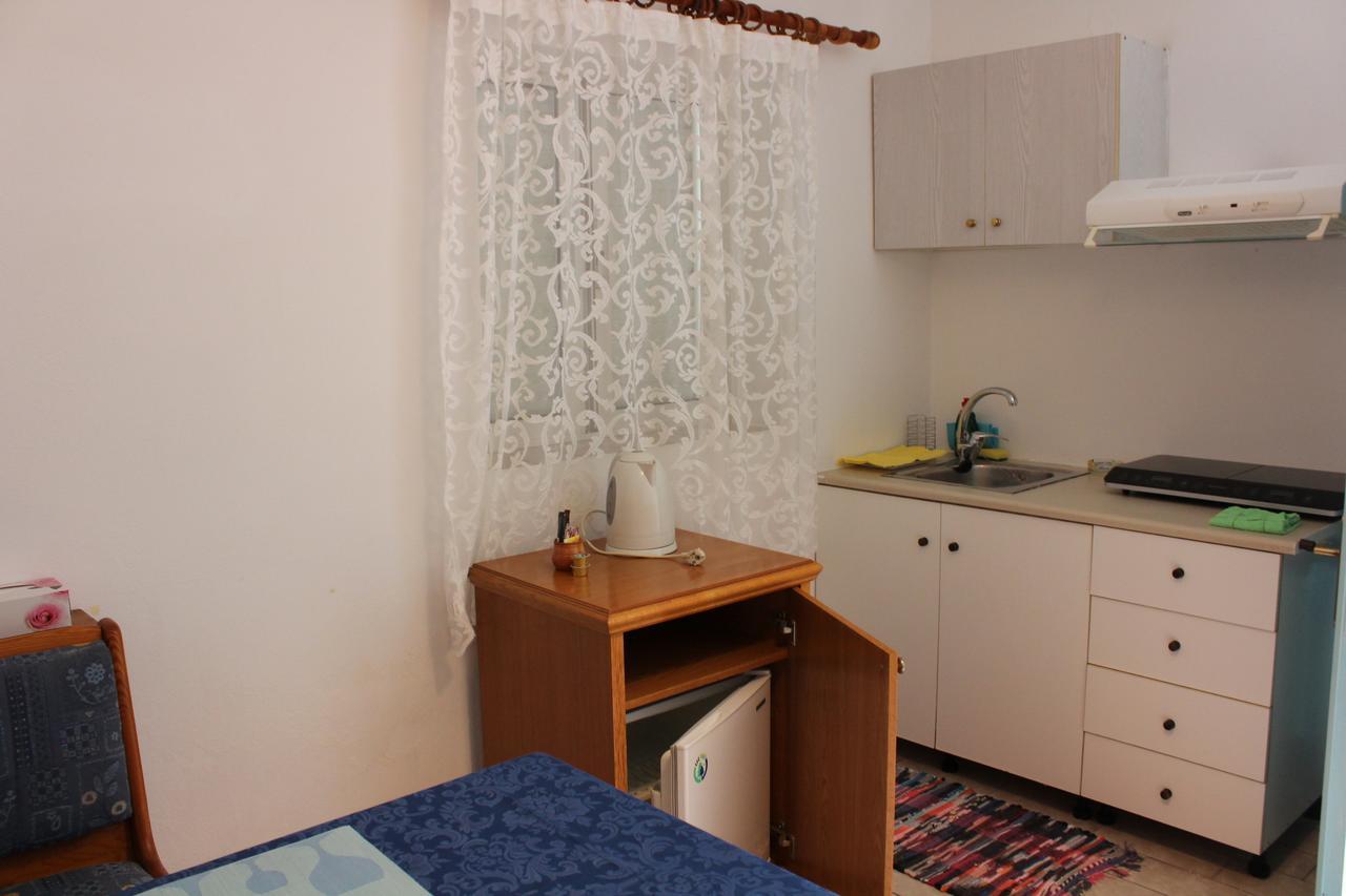 Aaron Apartments Ферма Экстерьер фото